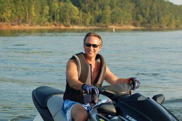 Photo of Chris E.