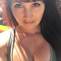 Photo of Elle R.