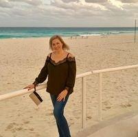 Photo of Anne M.