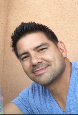 Photo of Edgar R.
