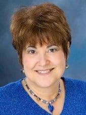 Photo of Maureen L.