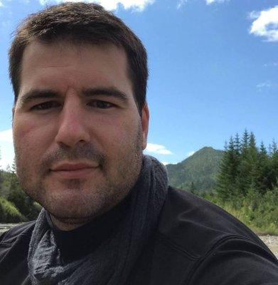 Photo of Joshua M.