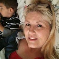 Photo of Julie D.