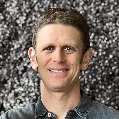 Photo of Aaron W.