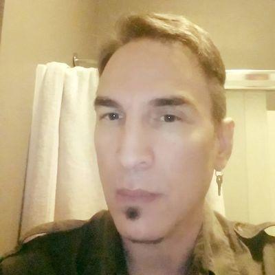 Photo of Eric J.