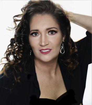 Photo of Donna E.