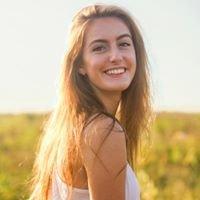 photo of Ellie S.