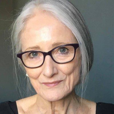 Photo of Yvonne L.