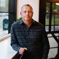 Photo of Brett M.