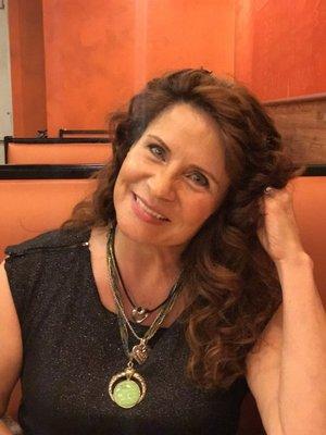 photo of Lynnette W.