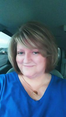 Photo of Annette L.