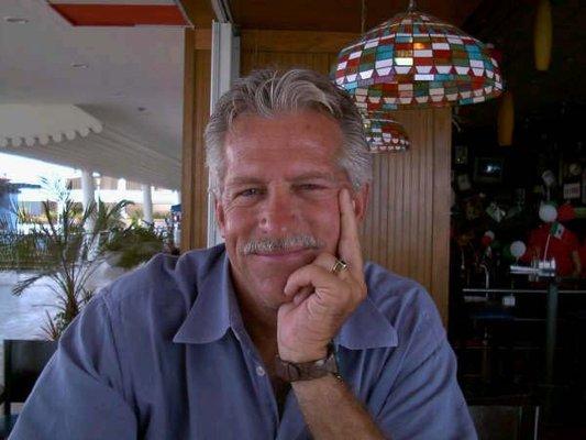 Photo of Robert T.