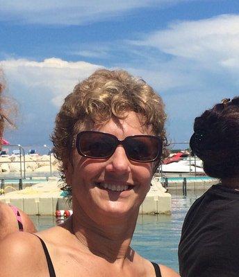 Photo of Donna J.