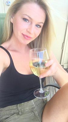 Photo of Laura B.