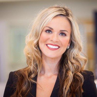 Photo of Becky B.