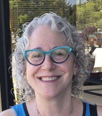 Photo of Julie G.