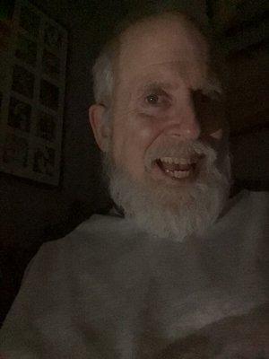 Photo of Alan L.