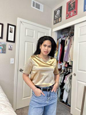 Photo of Julie N.