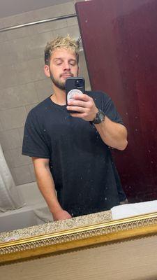 Photo of Dustin B.