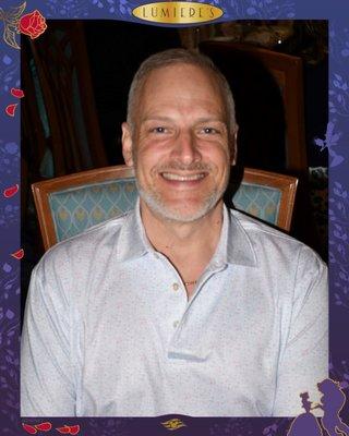 Photo of Jason E.