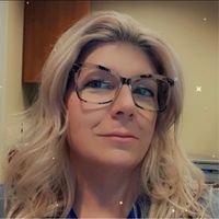 Photo of Angie E.