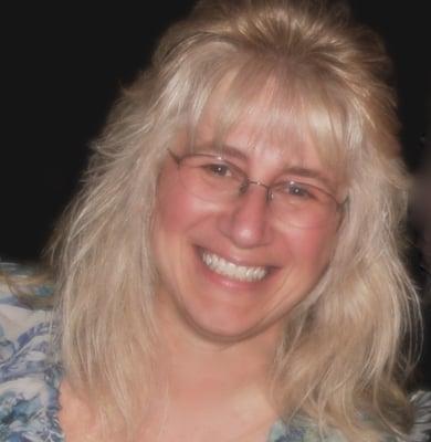 Photo of Lori E.