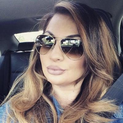 photo of Victoria L.