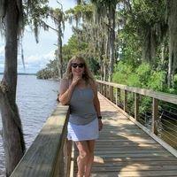 Photo of Ann R.