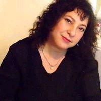Photo of Carol N.