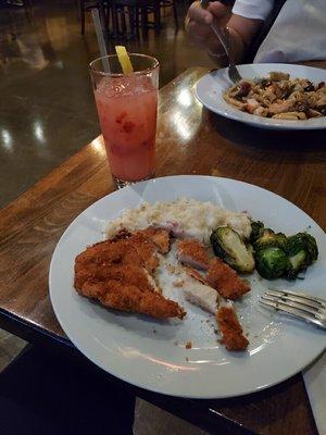 photo of Rae-Linda J.