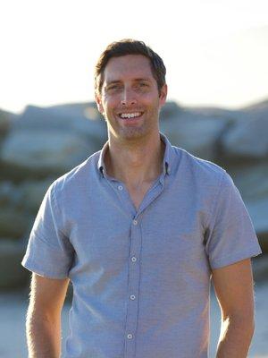 Photo of Robert M.