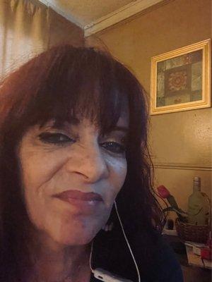 Photo of Debra G.