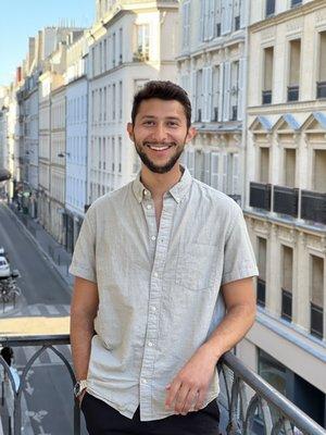 photo of Santiago A.