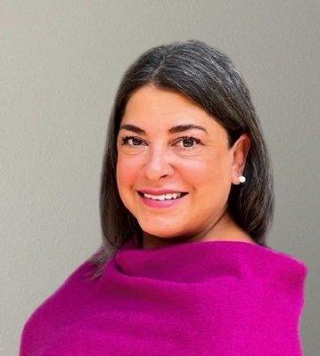photo of Debra F.