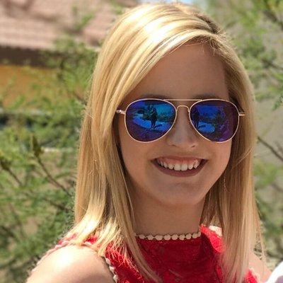 Photo of Lauren L.