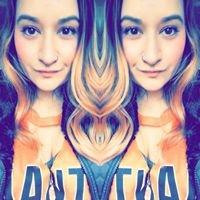 Photo of Kaleena B.