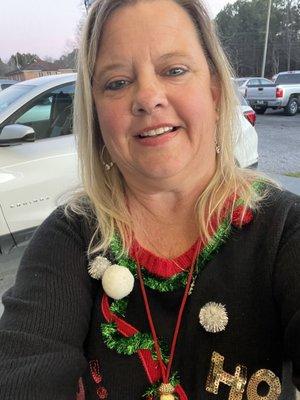Photo of Debra W.