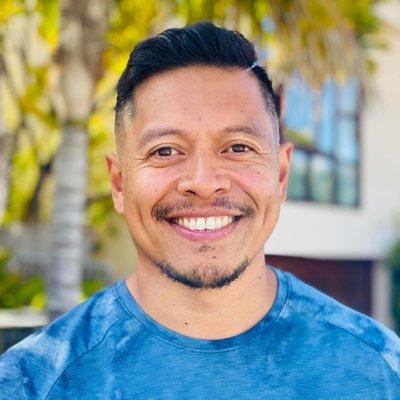 Photo of Jason V.