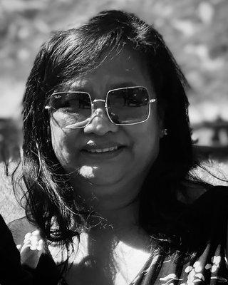 Photo of Eileen Q.