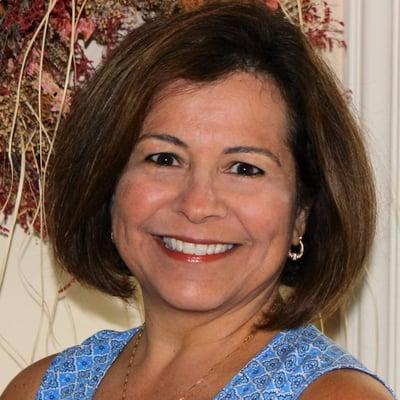 Photo of Donna A.