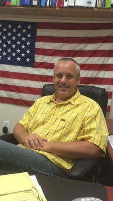 Photo of Paul L.