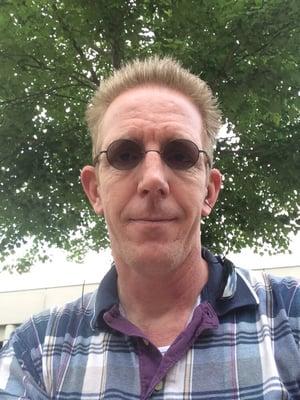 Photo of Erik L.