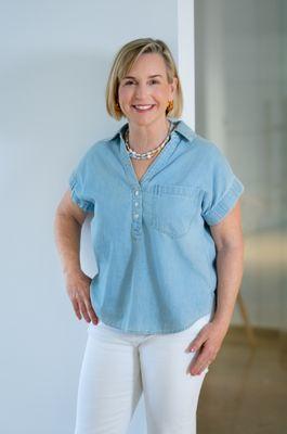 photo of Elizabeth L.