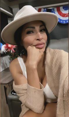 Photo of Joanna L.