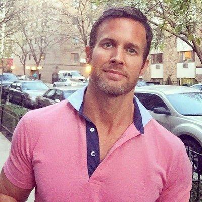 Photo of David L.
