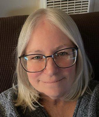 Photo of Laura A.