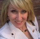 Photo of Julie F.