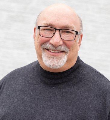Photo of Howard S.