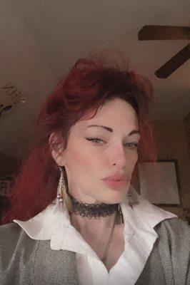 Photo of Lisa J.