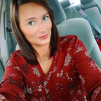 Photo of Julie M.